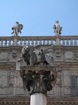 SX19325 St. Mark's lion and statues on balustrade.jpg